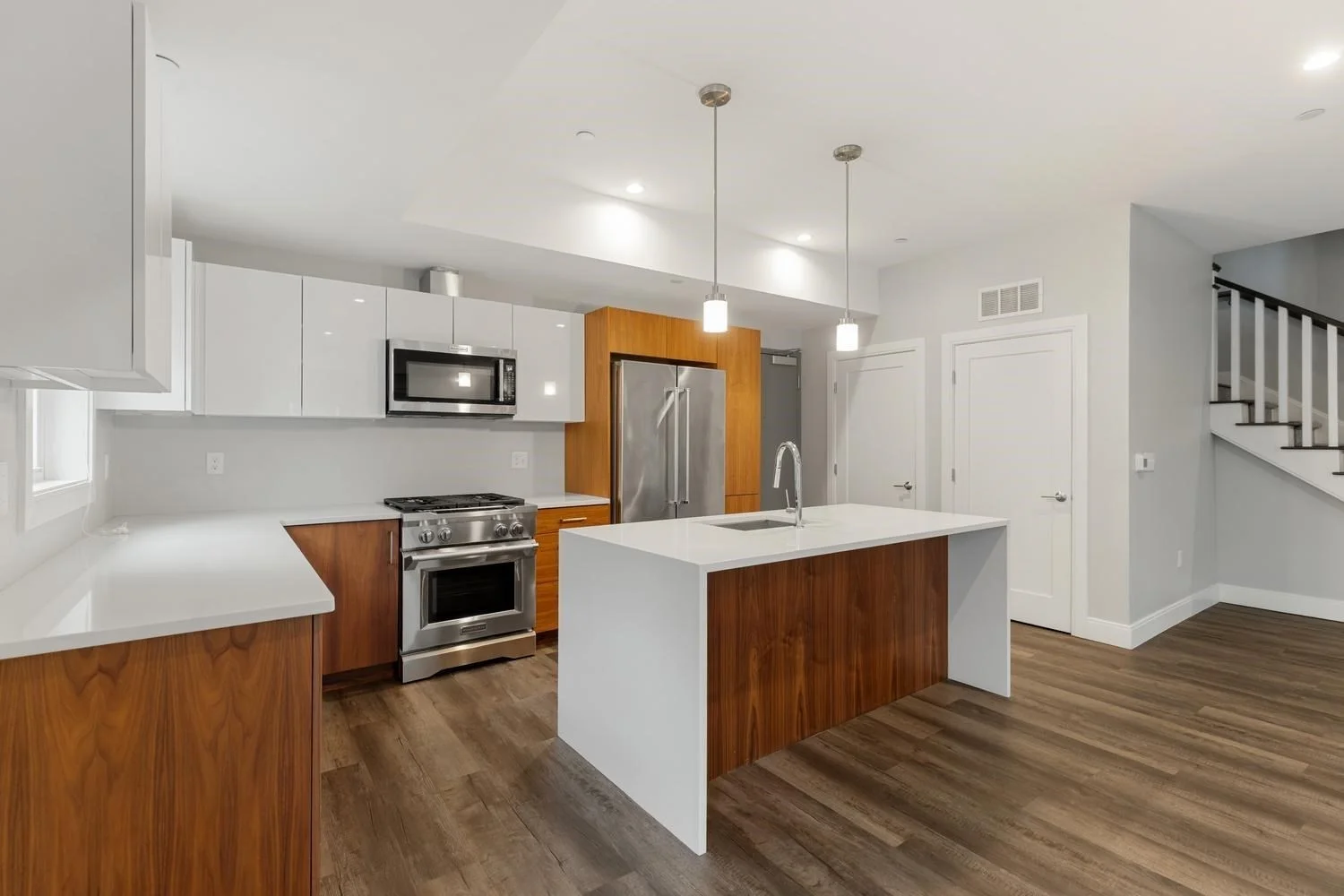 3 bed, 2 bath apartment for rent at 253 Walden Unit 259, Neighborhood Nine — photo 1 of 34