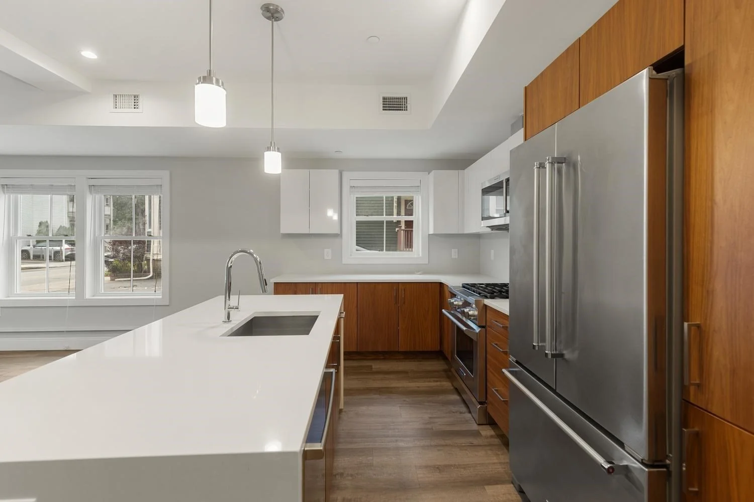 3 bed, 2 bath apartment for rent at 253 Walden Unit 259, Neighborhood Nine — photo 2 of 34