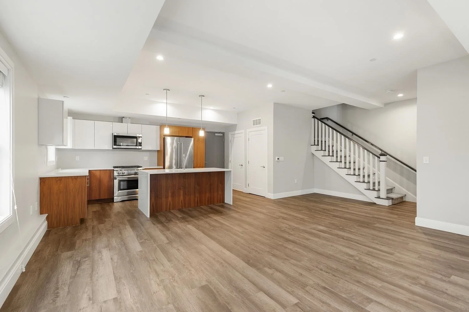 3 bed, 2 bath apartment for rent at 253 Walden Unit 259, Neighborhood Nine — photo 8 of 34