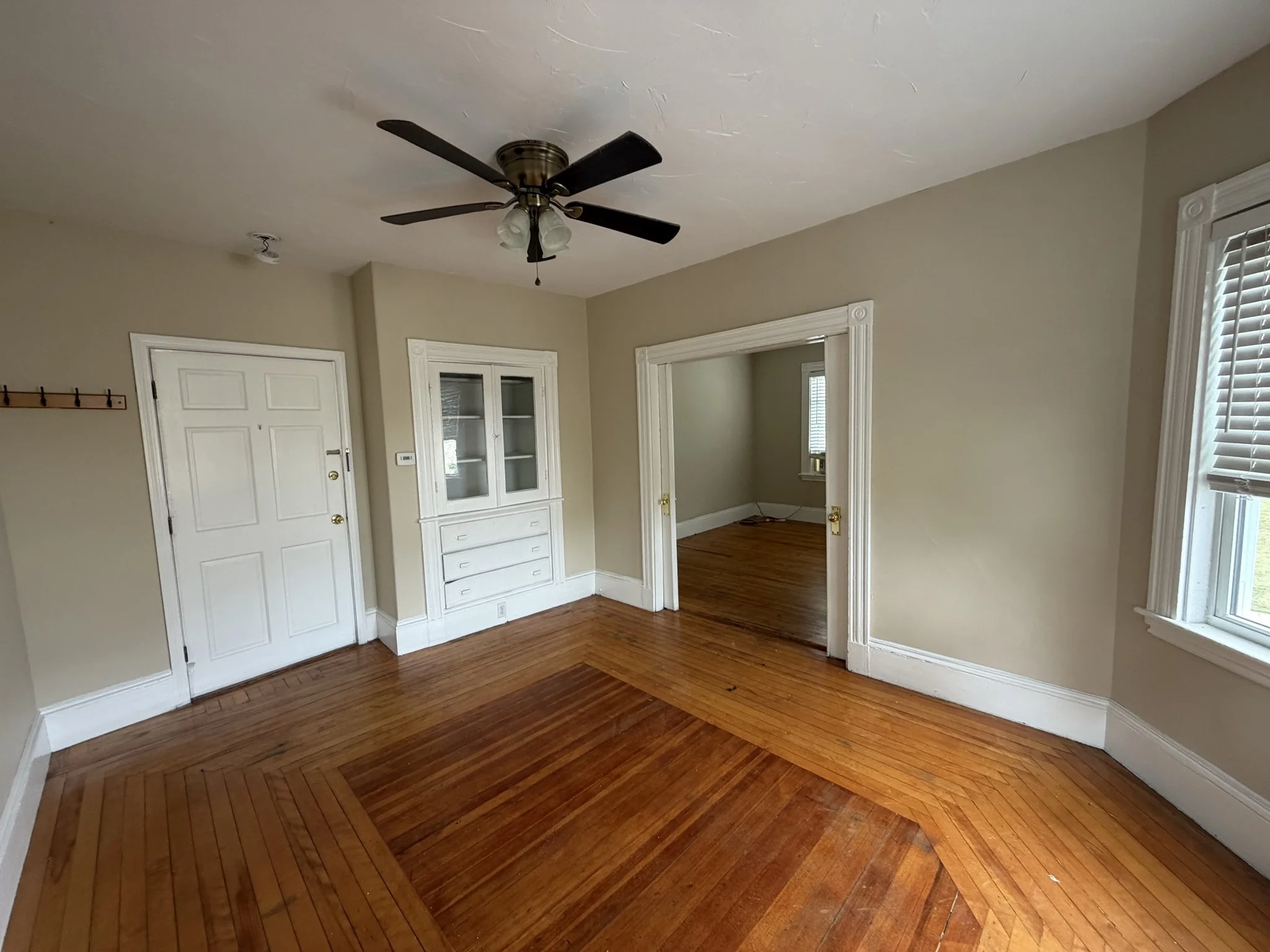 2 bed, 1 bath apartment for rent at 253 Whitwell St Unit 2L, Quincy — photo 10 of 20