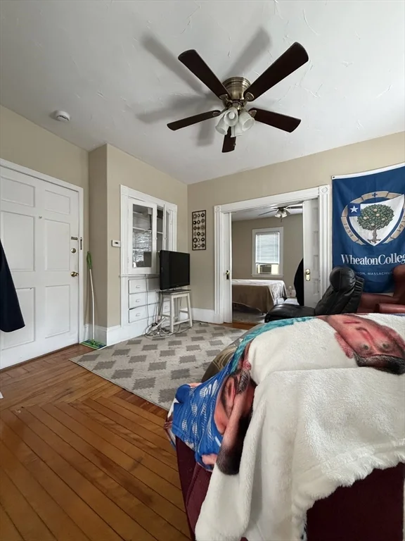 2 bed, 1 bath apartment for rent at 253 Whitwell St Unit 2L, Quincy — photo 8 of 19