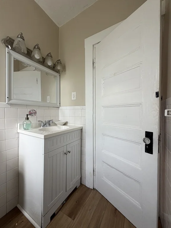 2 bed, 1 bath apartment for rent at 253 Whitwell St Unit 2L, Quincy — photo 9 of 19