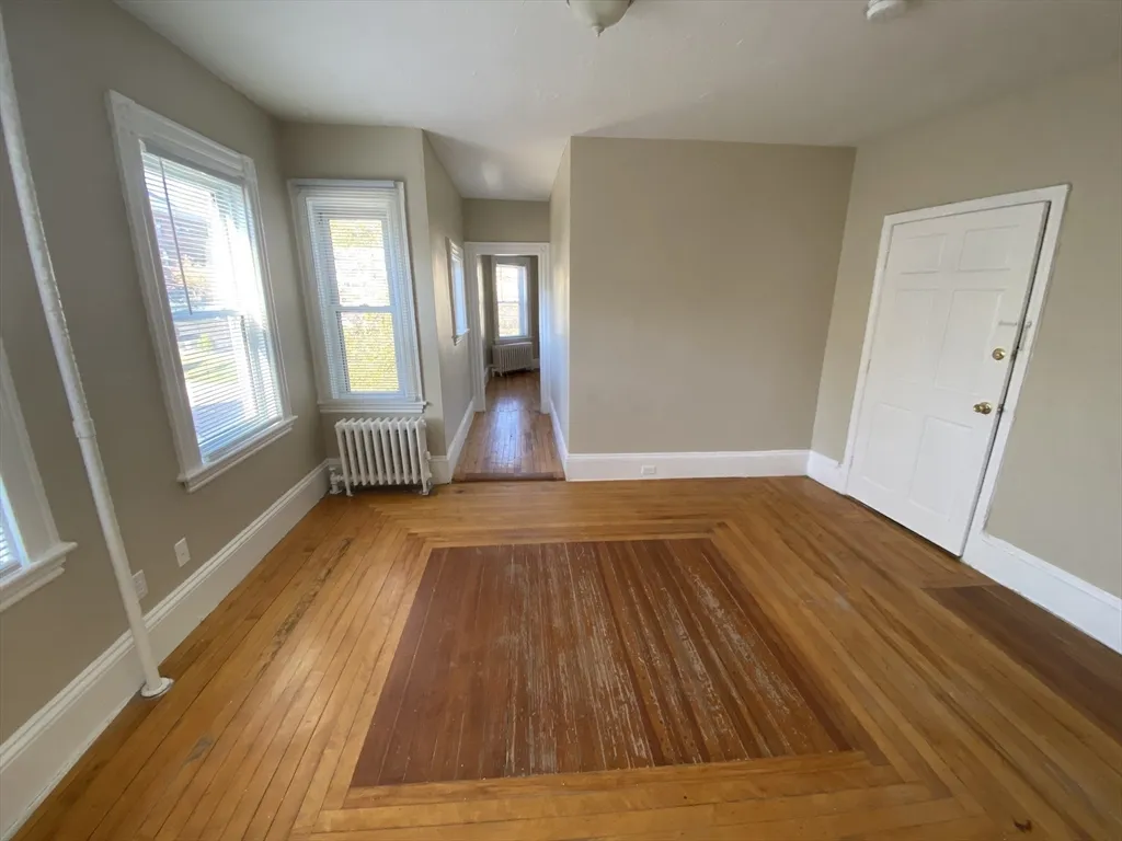 2 bed, 1 bath apartment for rent at 253 Whitwell Unit 2R, Quincy — photo 10 of 12
