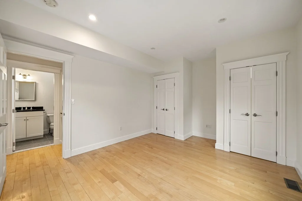 2 bed, 1 bath apartment for rent at 2536 Massachusetts Ave Unit U:2536, North Cambridge — photo 19 of 20