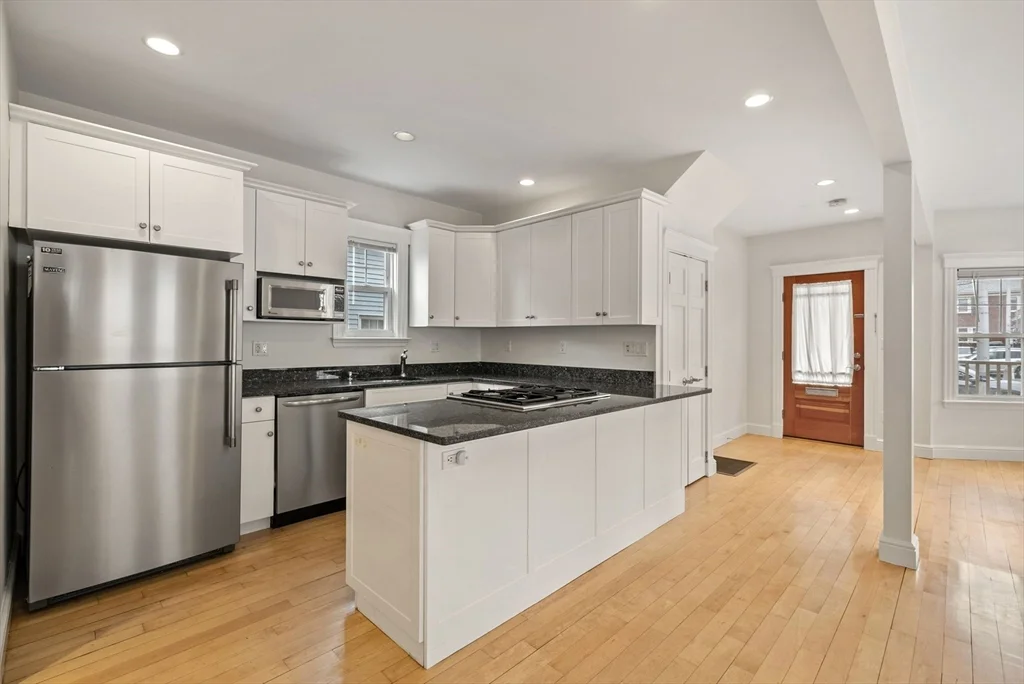 2 bed, 1 bath apartment for rent at 2536 Massachusetts Ave Unit U:2536, North Cambridge — photo 3 of 20