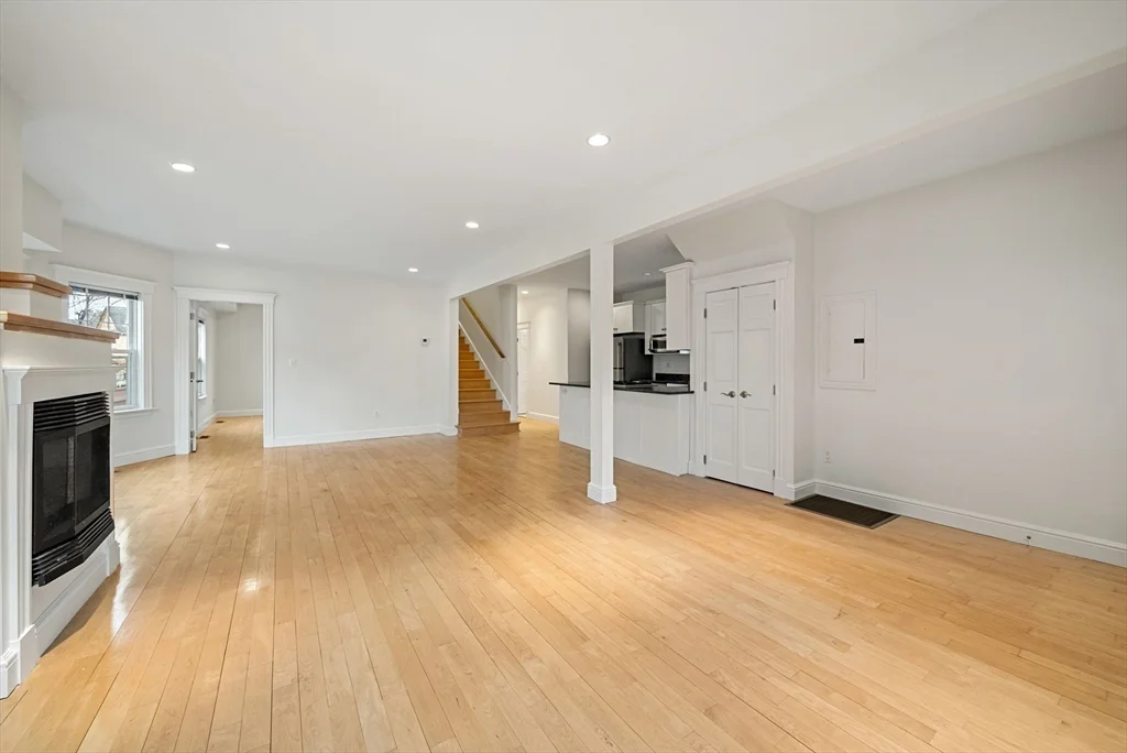 2 bed, 1 bath apartment for rent at 2536 Massachusetts Ave Unit U:2536, North Cambridge — photo 6 of 20
