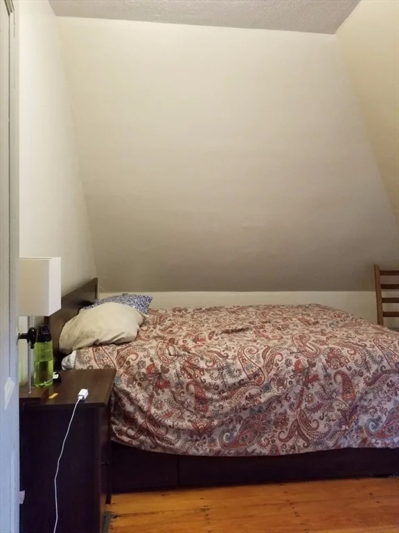2 bed, 1 bath apartment for rent at 254-256 Elliot St Unit 2, Newton — photo 13 of 13