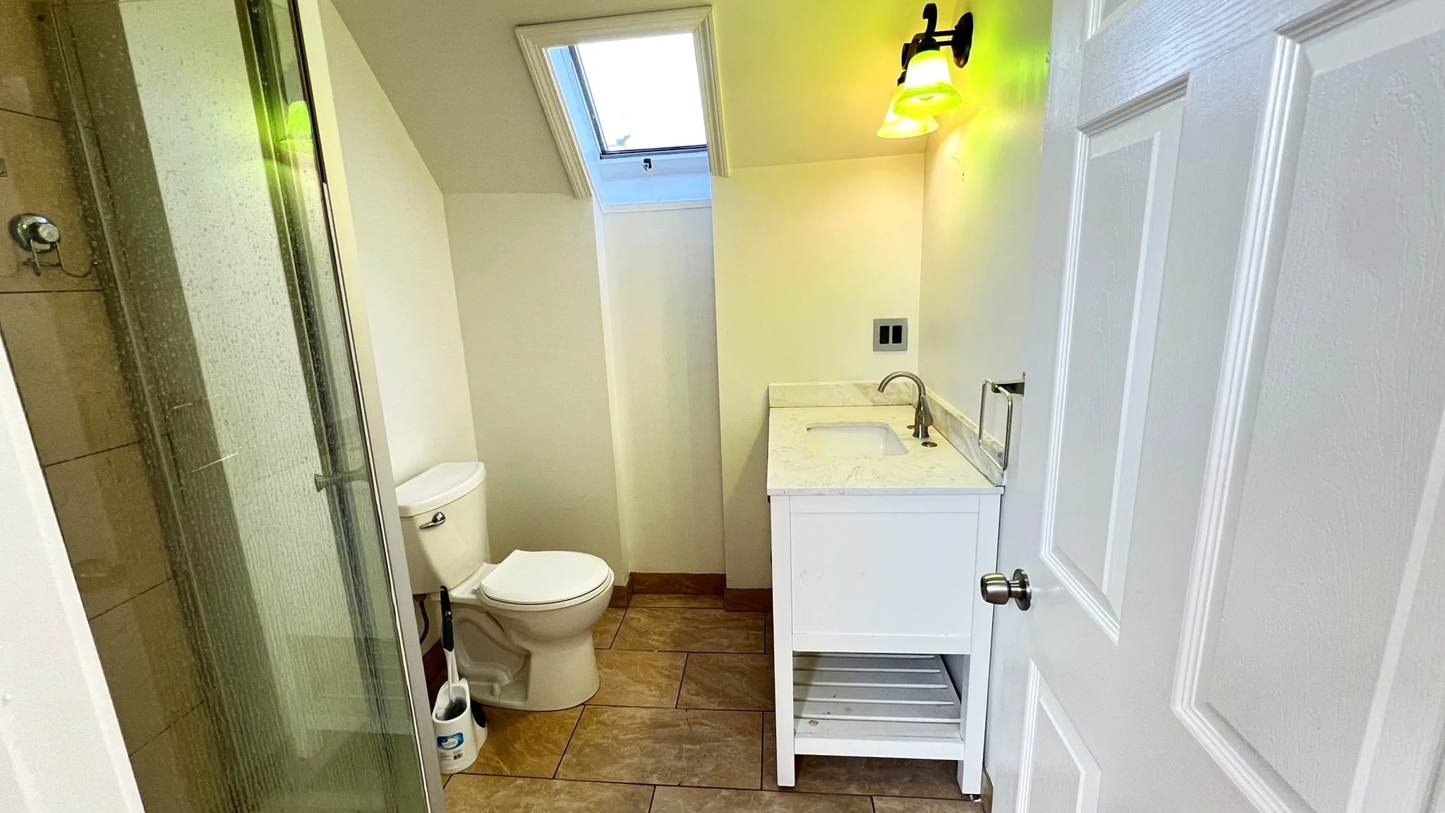 3 bed, 2 bath apartment for rent at 254 Broadway Unit 254, Wyoma — photo 9 of 21