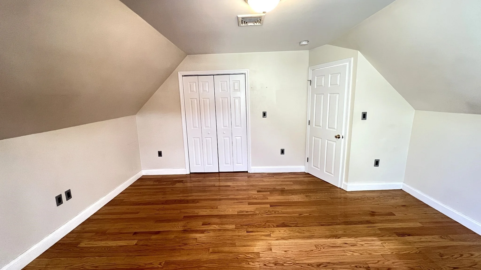 3 bed, 2 bath apartment for rent at 254 Broadway Unit 254, Wyoma — photo 15 of 21