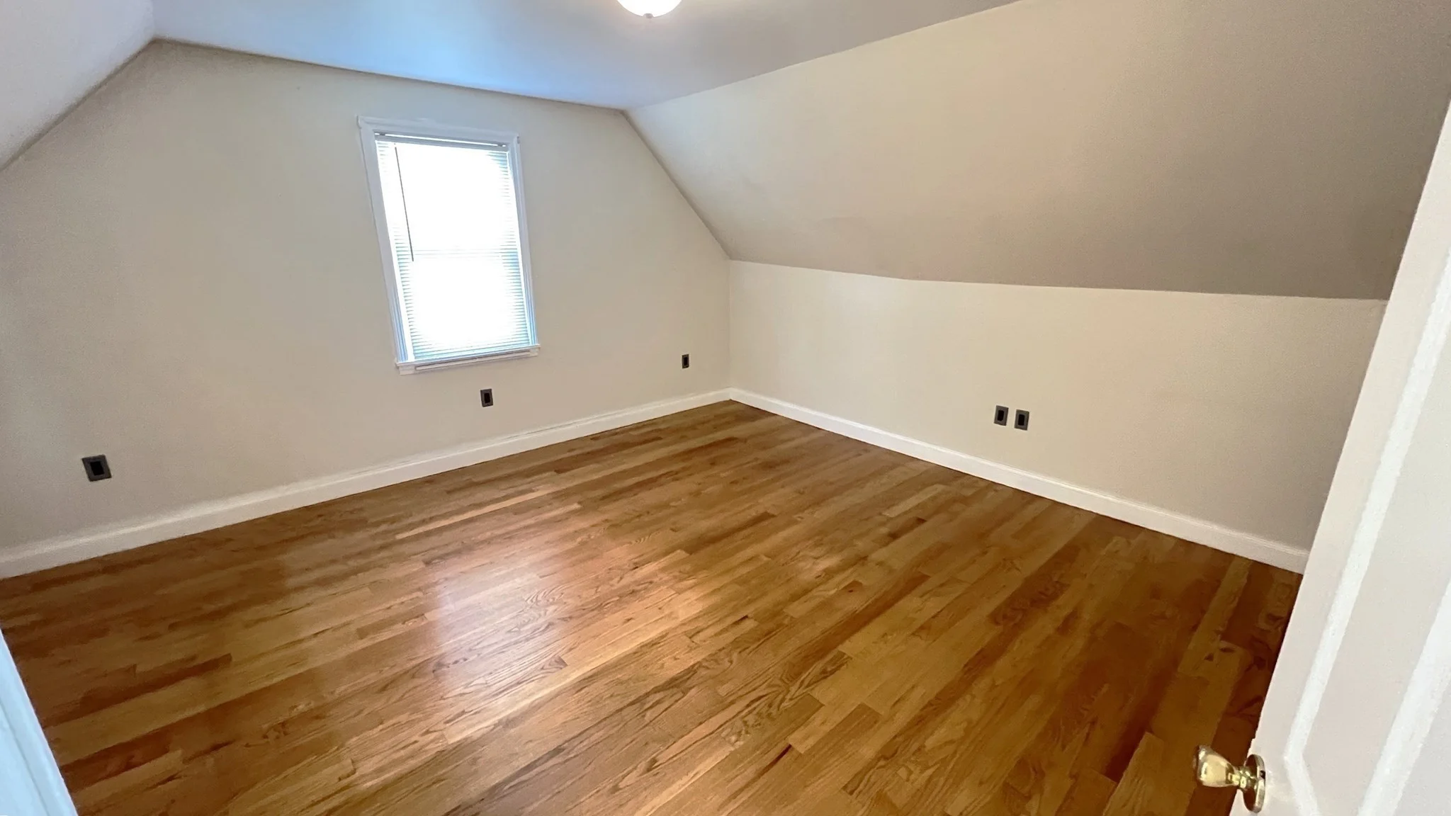 3 bed, 2 bath apartment for rent at 254 Broadway Unit 254, Wyoma — photo 14 of 21
