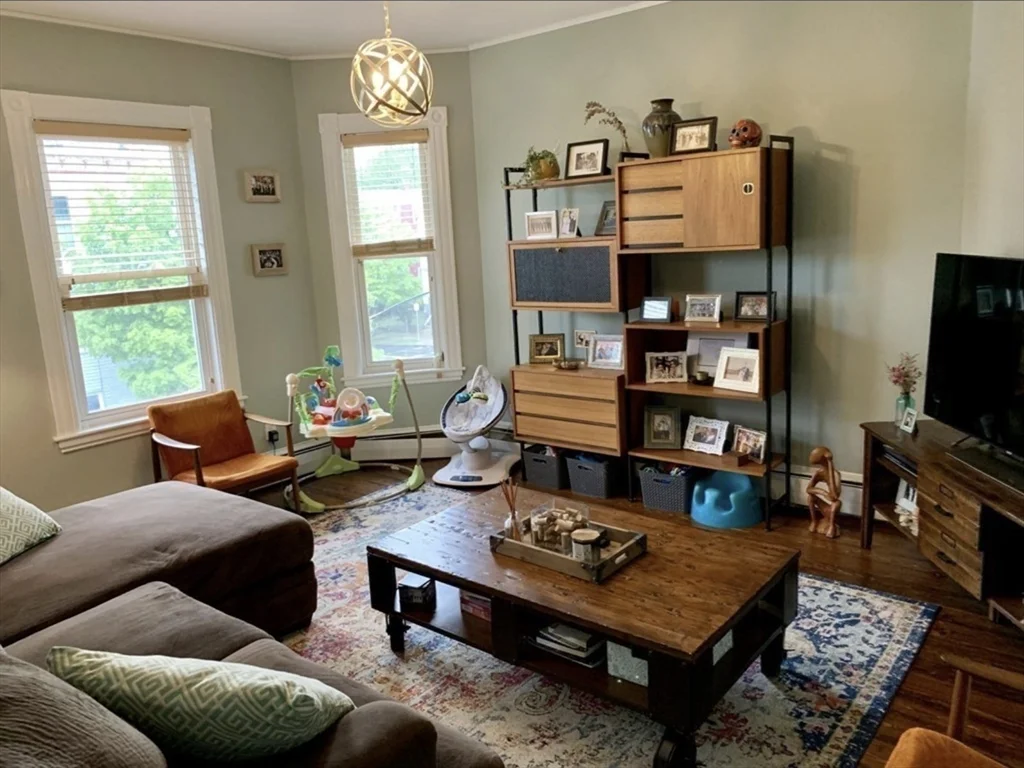 4 bed, 2 bath apartment for rent at 254 E Cottage St Unit 3, Dorchester — photo 7 of 30
