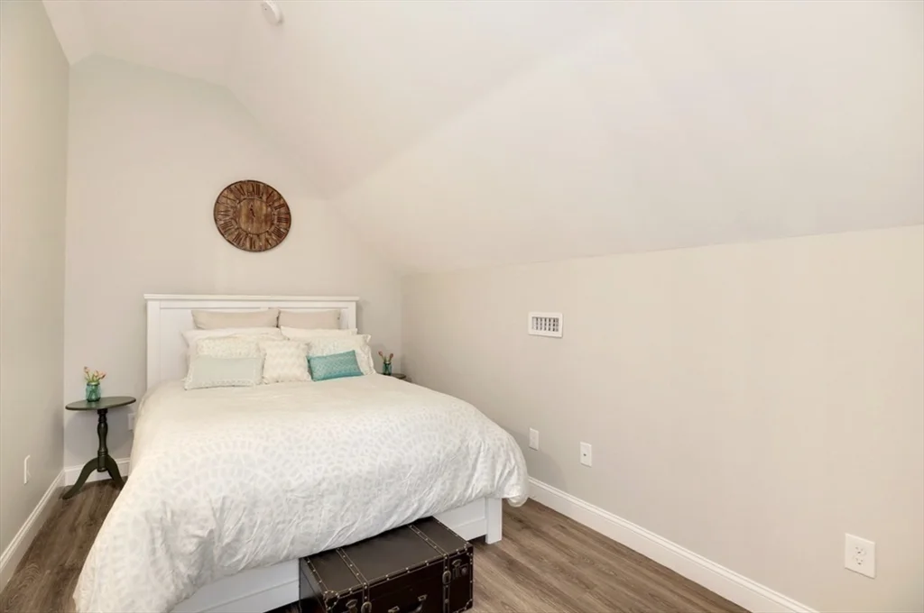 4 bed, 2 bath apartment for rent at 254 E Cottage St Unit 3, Dorchester — photo 22 of 30