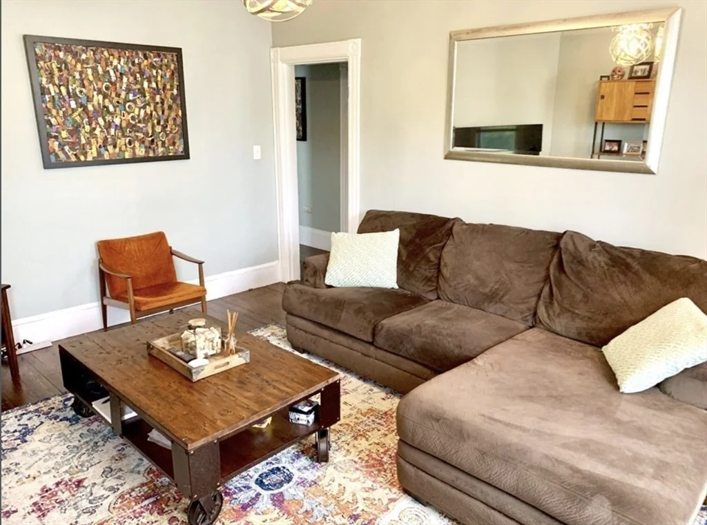 4 bed, 2 bath apartment for rent at 254 E Cottage St Unit 3, Dorchester — photo 6 of 30
