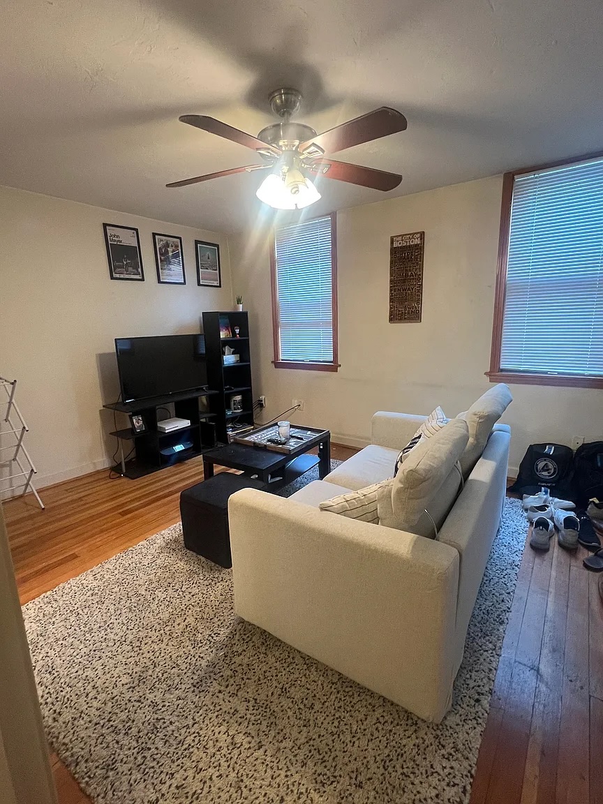 1 bed, 1 bath apartment for rent at 254 E St Unit 1, South Boston — photo 2 of 12
