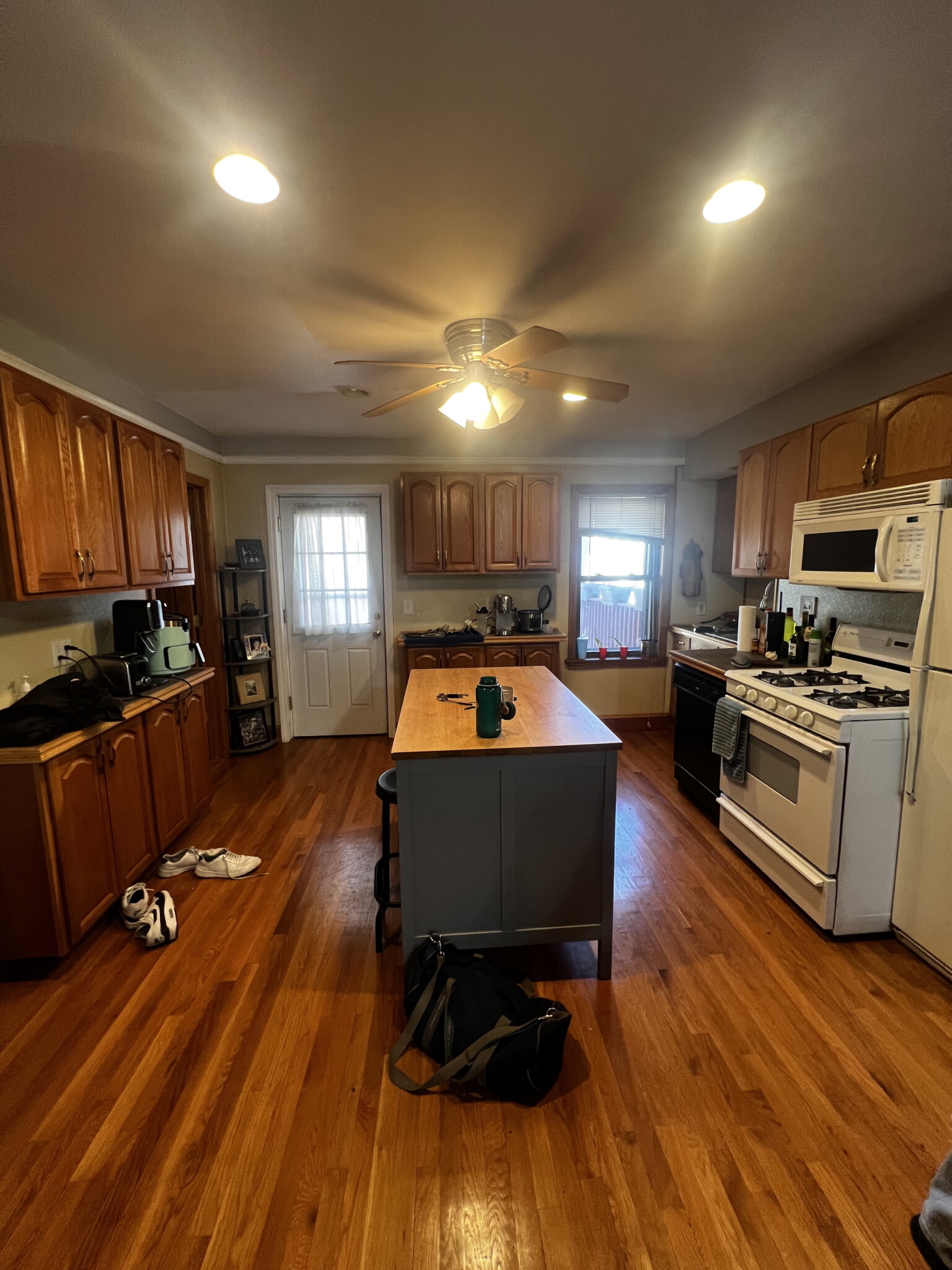 1 bed, 1 bath apartment for rent at 254 E St Unit 2, South Boston — photo 3 of 11