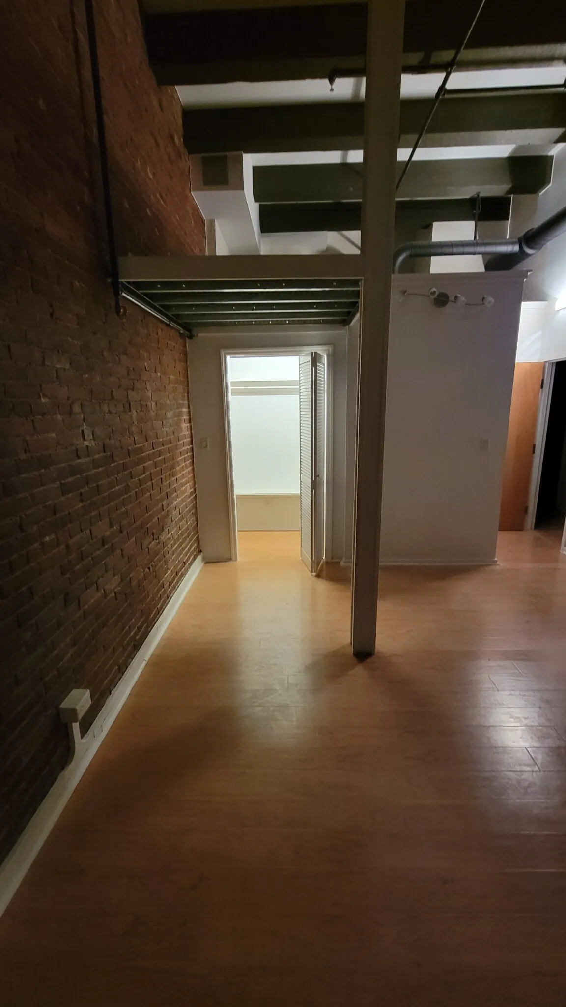3 bed, 2 bath apartment for rent at 254 Friend St Unit 1, West End — photo 6 of 26