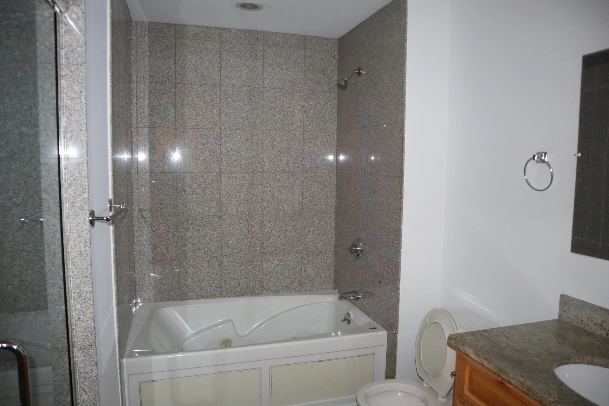 3 bed, 2 bath apartment for rent at 254 Friend St Unit 1, West End — photo 21 of 26