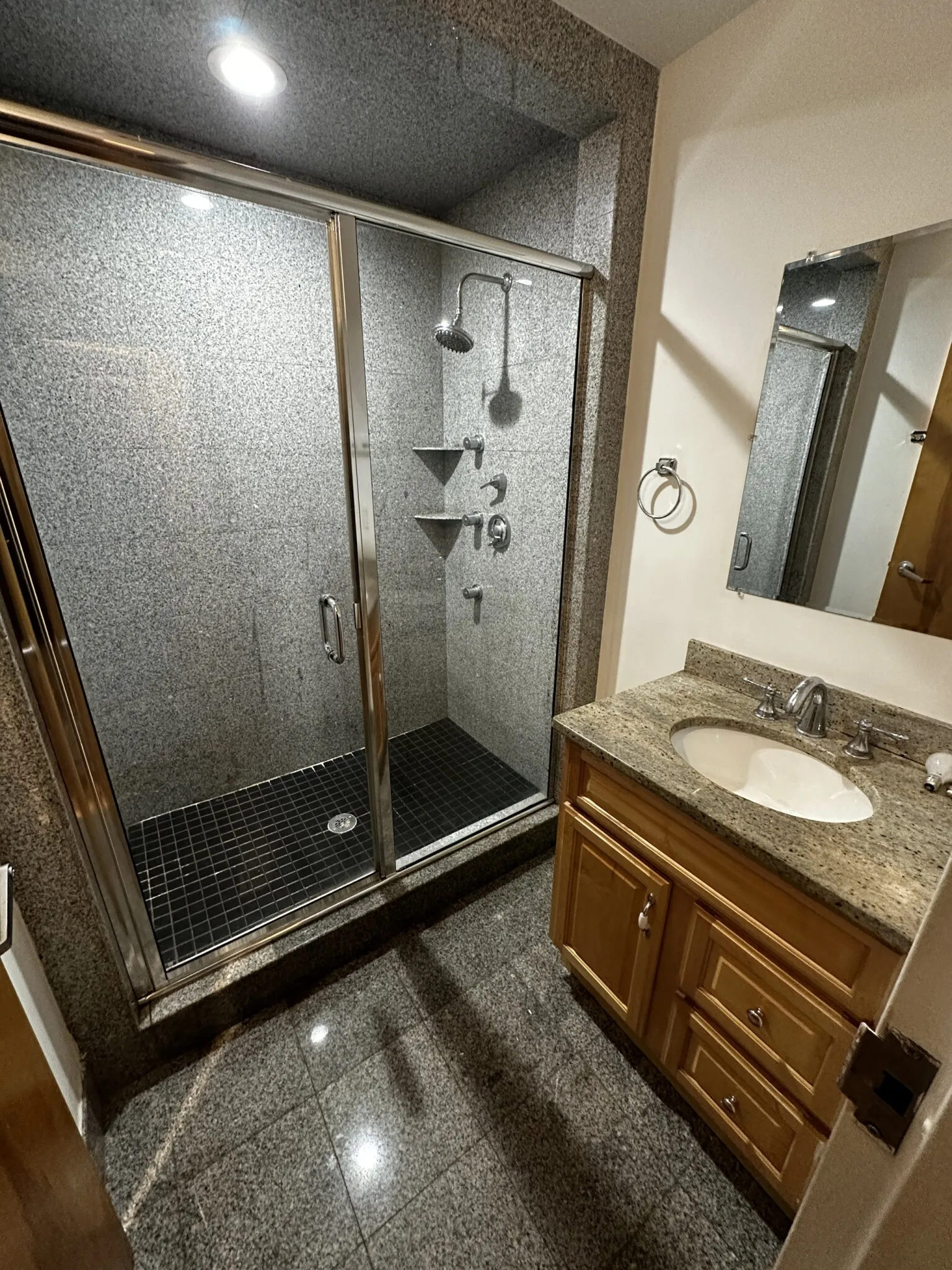 3 bed, 2 bath apartment for rent at 254 Friend St Unit 1, West End — photo 12 of 26