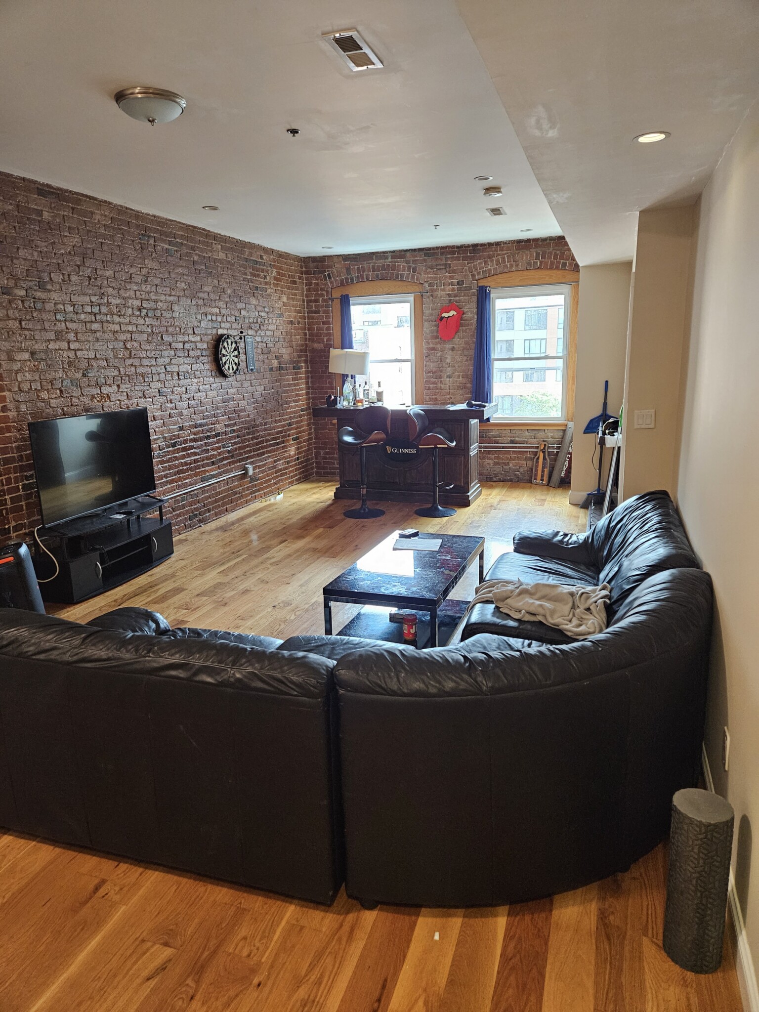 4 bed, 2 bath apartment for rent at 254 Friend St Unit 5, West End — photo 9 of 24