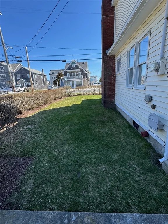 2 bed, 1 bath apartment for rent at 254 Gurnet Rd, Duxbury — photo 6 of 24