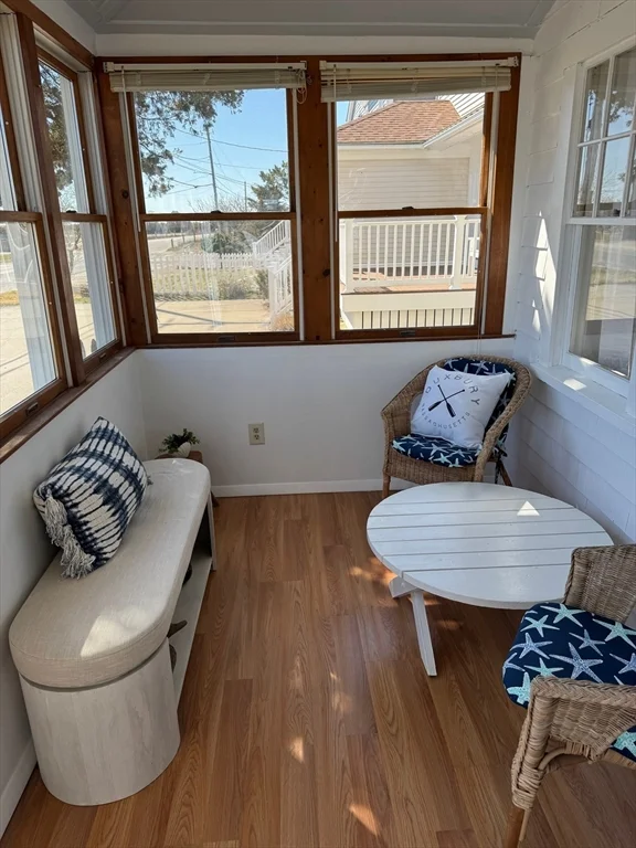 2 bed, 1 bath apartment for rent at 254 Gurnet Rd, Duxbury — photo 10 of 24