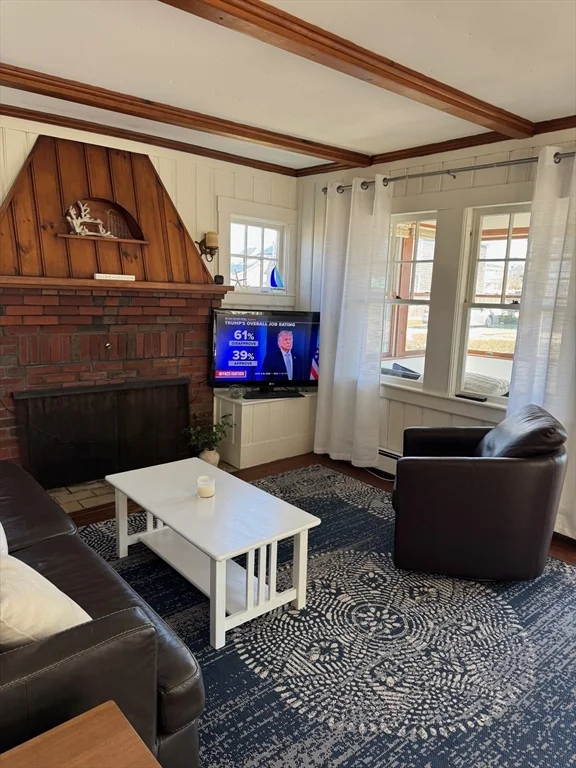 2 bed, 1 bath apartment for rent at 254 Gurnet Rd, Duxbury — photo 12 of 24
