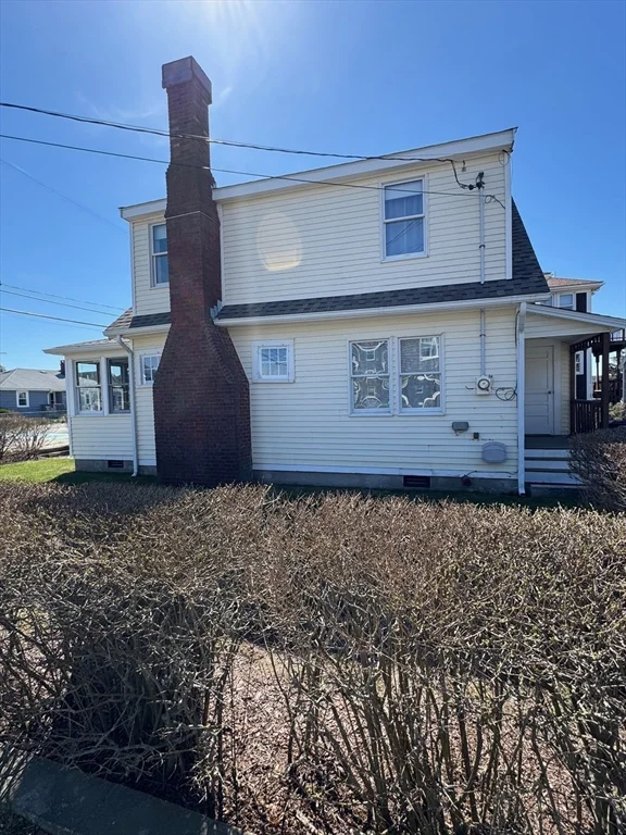 2 bed, 1 bath apartment for rent at 254 Gurnet Rd, Duxbury — photo 4 of 24