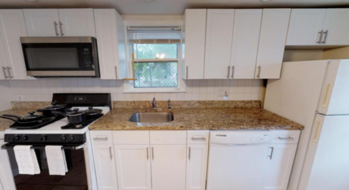 4 bed, 2 bath apartment for rent at 254 Hurley St Unit 1, East Cambridge — photo 5 of 7