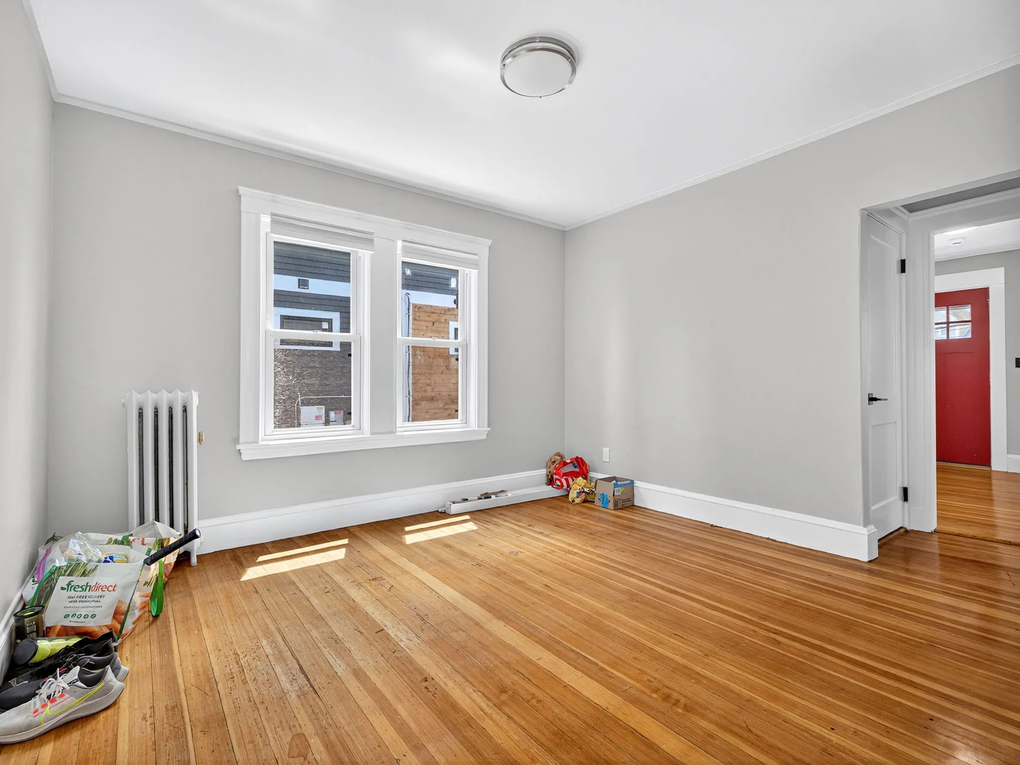 3 bed, 2 bath apartment for rent at 254 Main St Unit 1A, South Medford — photo 4 of 16