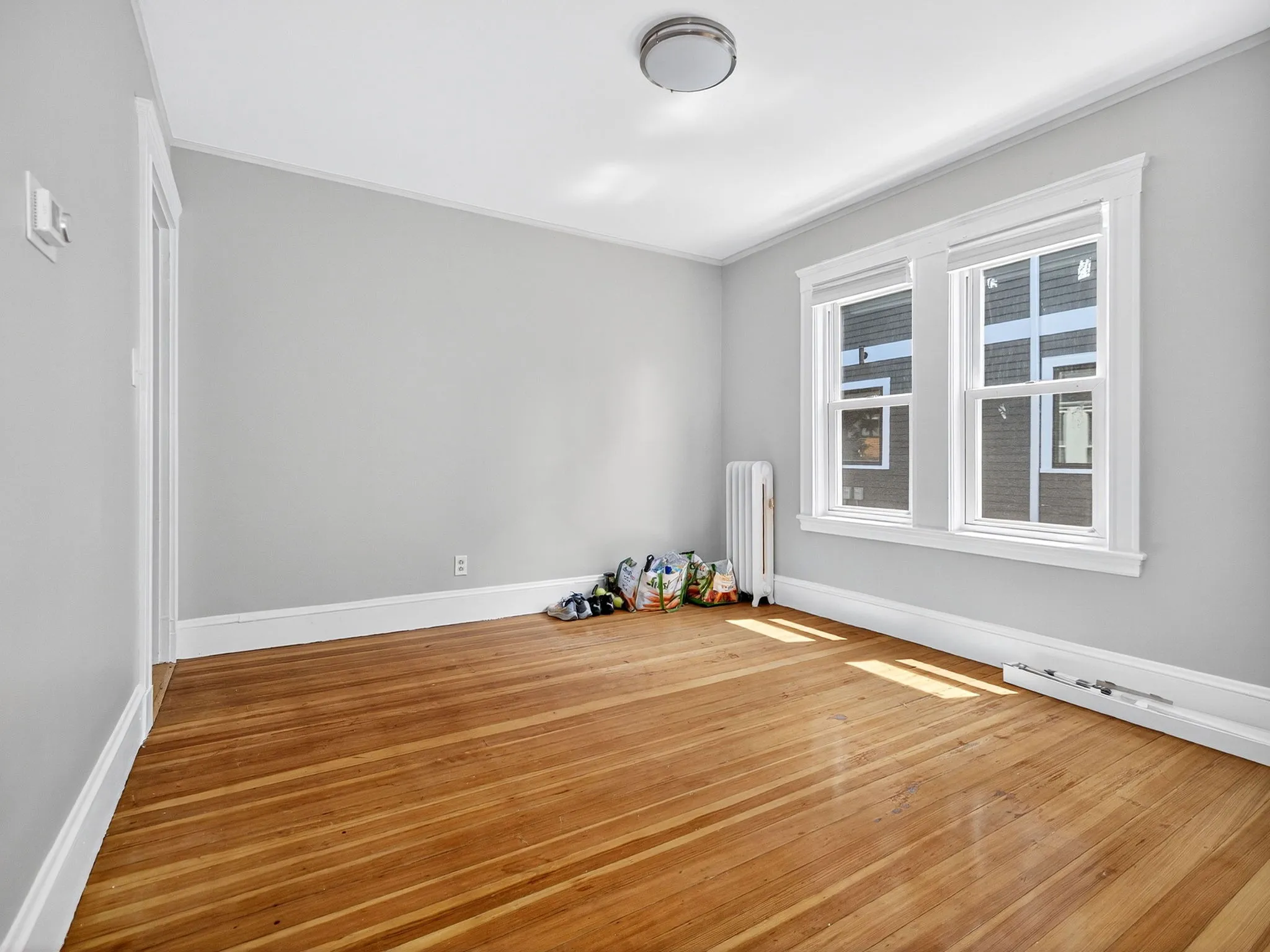 3 bed, 2 bath apartment for rent at 254 Main St Unit 1A, South Medford — photo 3 of 16