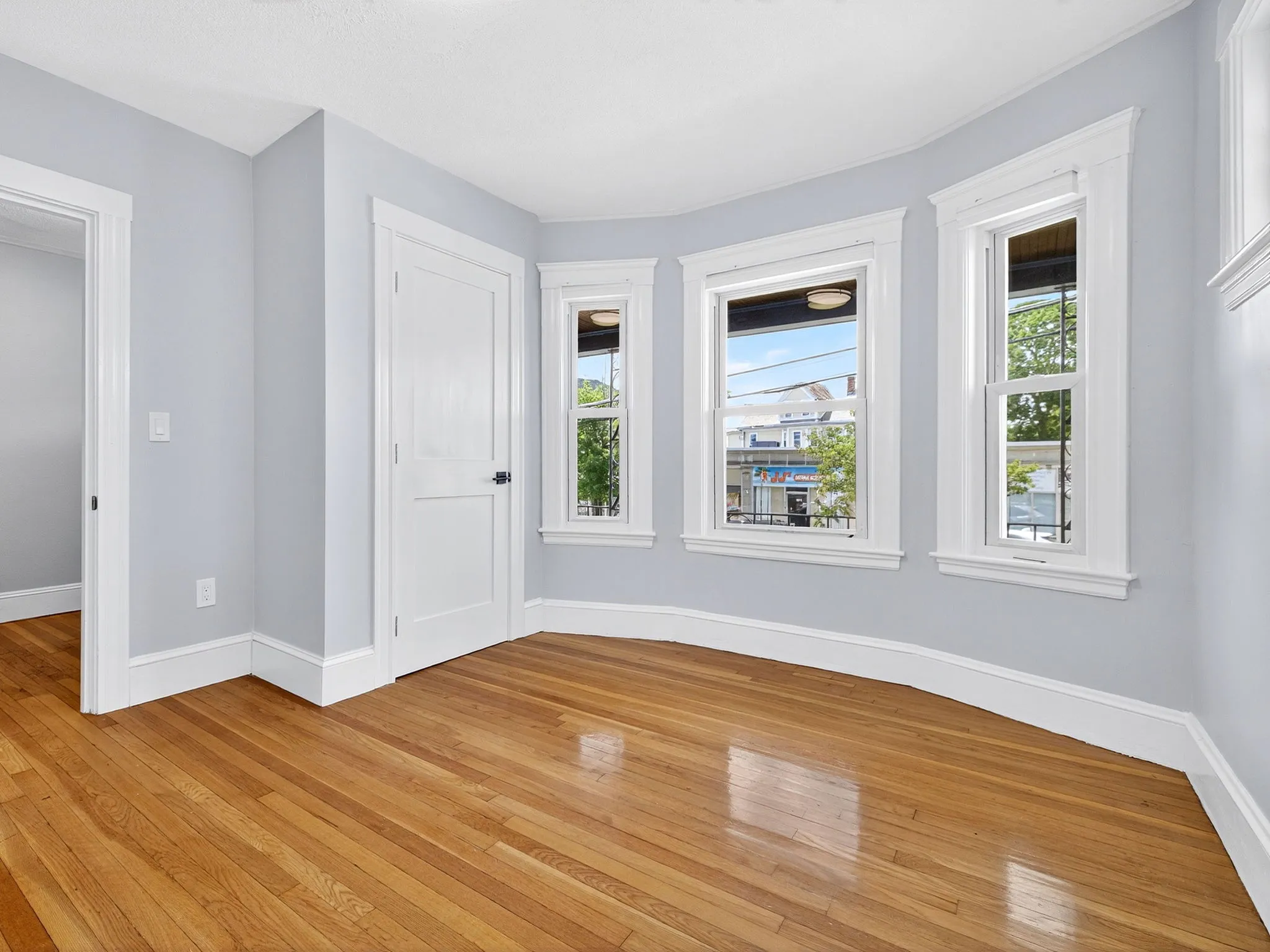 3 bed, 2 bath apartment for rent at 254 Main St Unit 1A, South Medford — photo 14 of 16