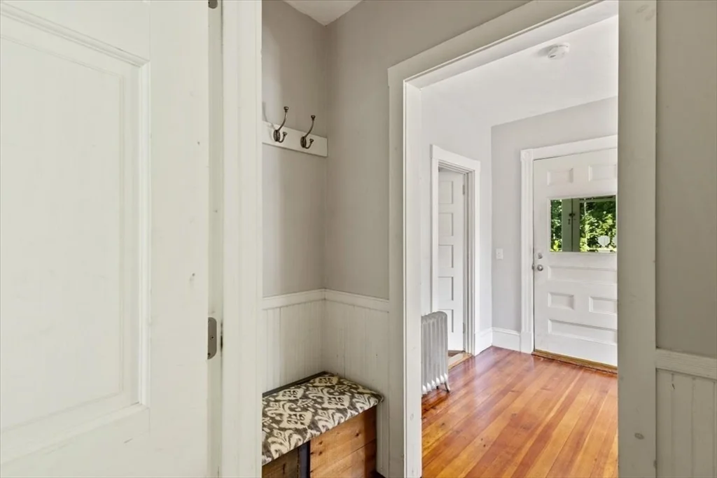 2 bed, 1 bath apartment for rent at 254 N Elm St U1 Unit 1, West Bridgewater — photo 3 of 23
