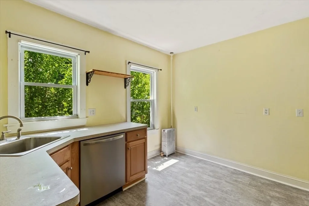 2 bed, 1 bath apartment for rent at 254 N Elm St U1 Unit 1, West Bridgewater — photo 5 of 23