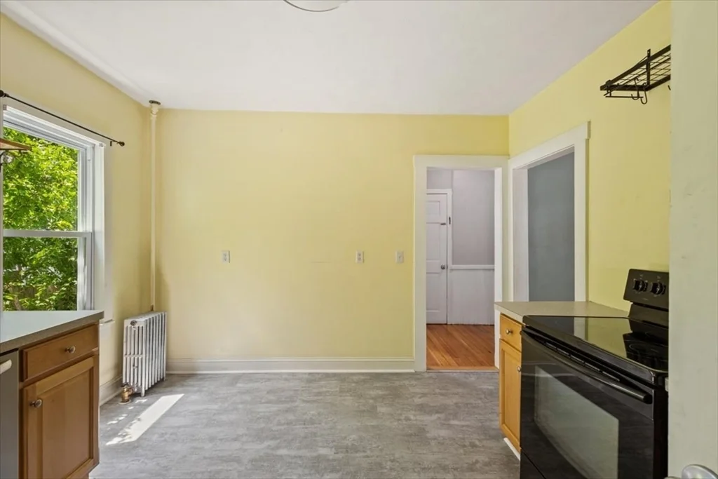 2 bed, 1 bath apartment for rent at 254 N Elm St U1 Unit 1, West Bridgewater — photo 6 of 23