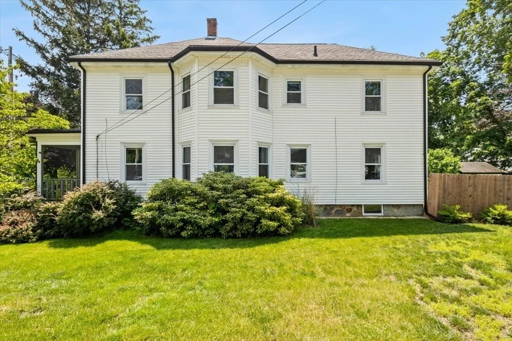 2 bed, 1 bath apartment for rent at 254 N Elm St U1 Unit 1, West Bridgewater — photo 1 of 23