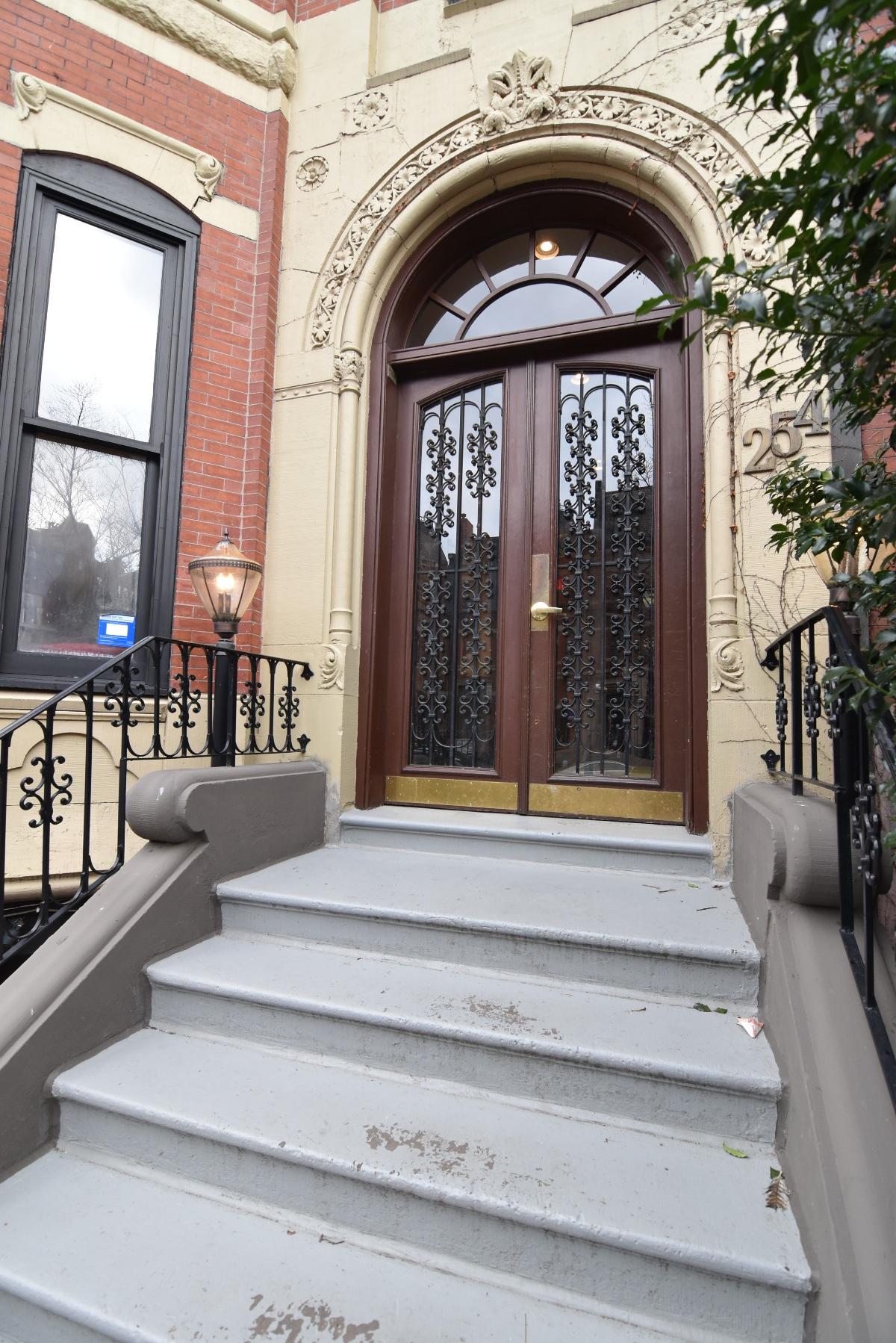 1 bed, 1 bath apartment for rent at 254 Newbury St Unit 4, Back Bay — photo 12 of 14