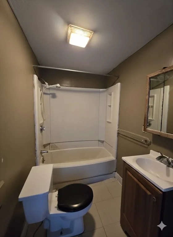 2 bed, 1 bath apartment for rent at 254 Oakland Unit 3, Springfield — photo 8 of 8