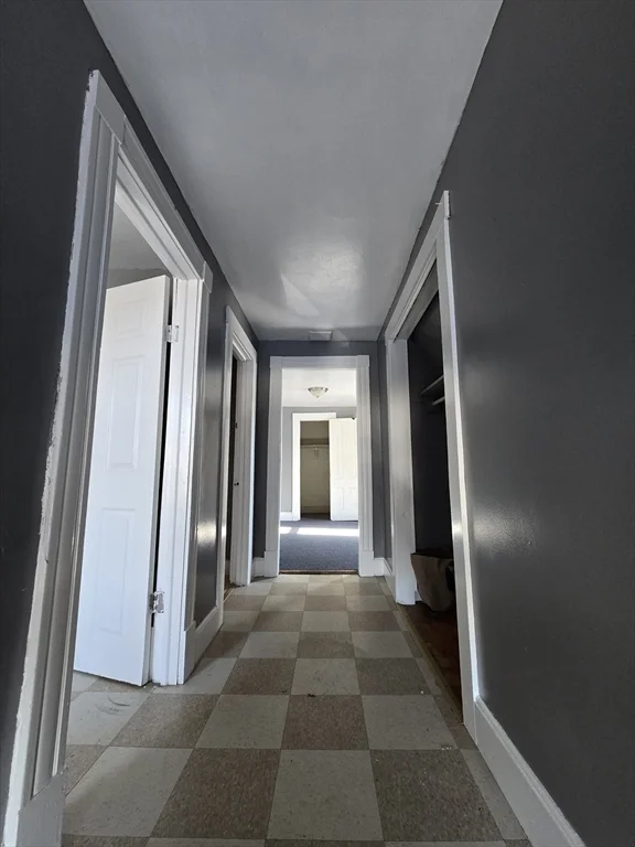 2 bed, 1 bath apartment for rent at 254 Oakland Unit 3, Springfield — photo 7 of 8