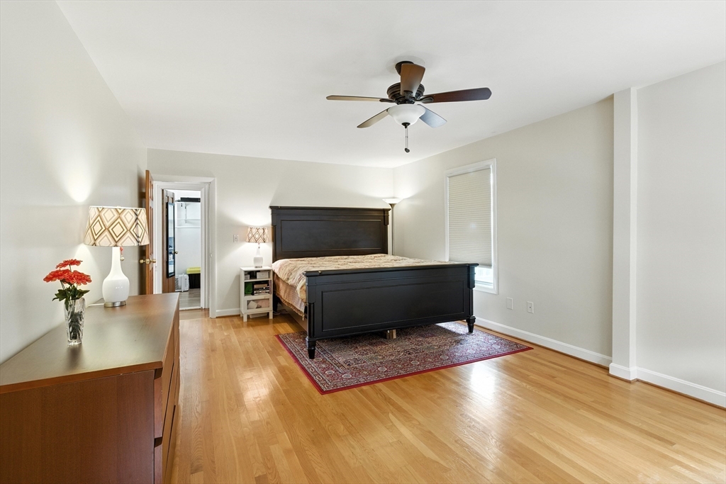 4 bed, 2 bath apartment for rent at 254 Park St, West Roxbury — photo 15 of 23