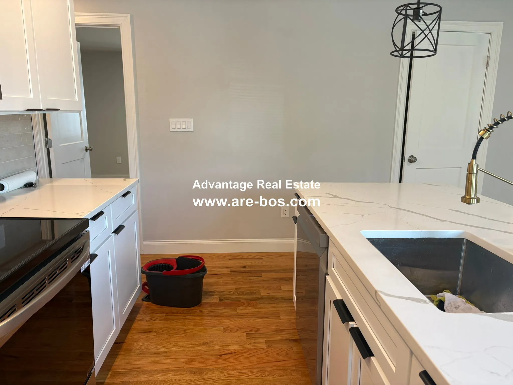 3 bed, 2 bath apartment for rent at 254 Salem St Unit 1, Medford — photo 7 of 28