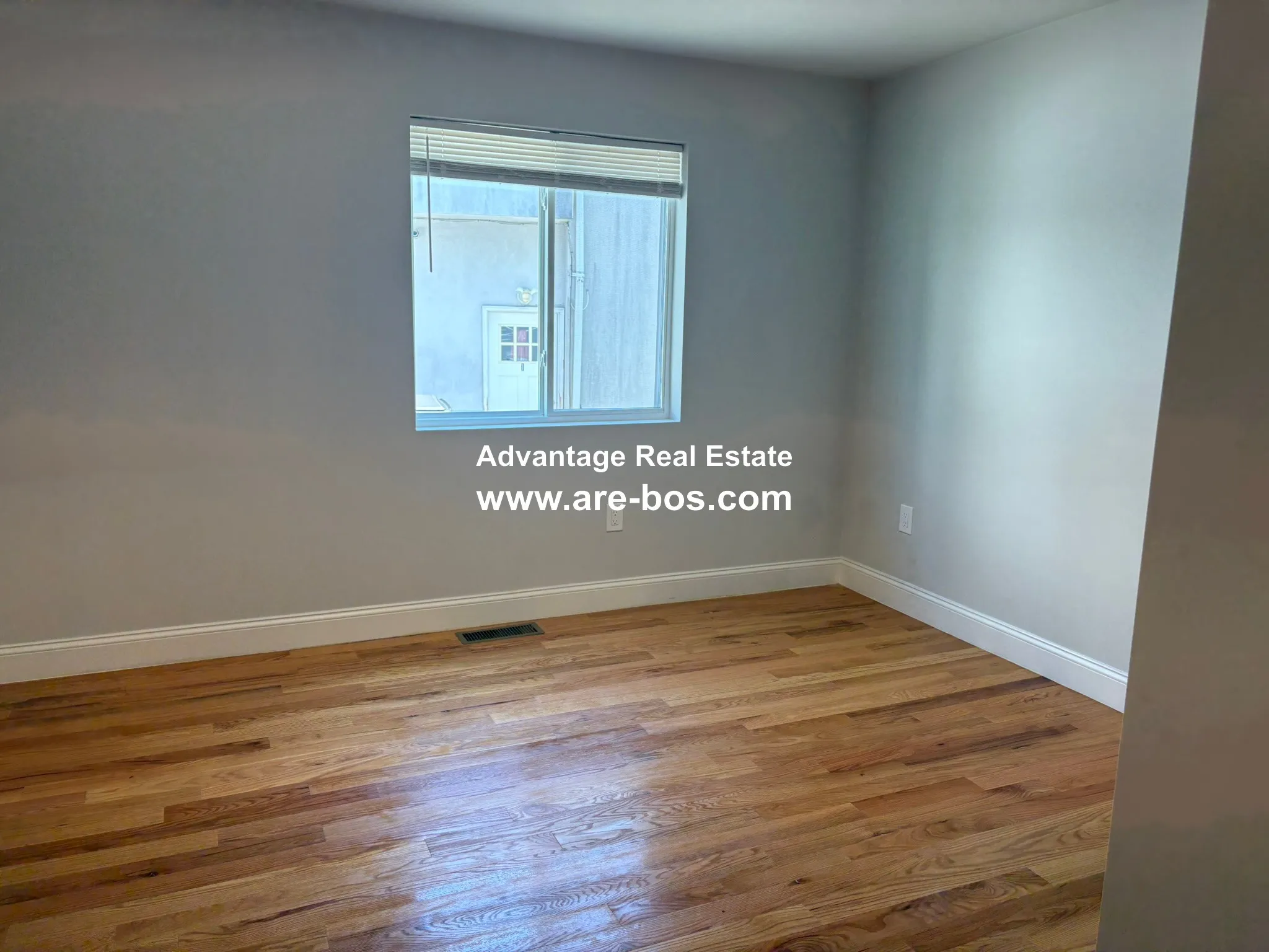3 bed, 2 bath apartment for rent at 254 Salem St Unit 1, Medford — photo 10 of 28