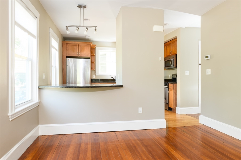 2 bed, 2 bath apartment for rent at 254 Upland Rd Unit 1, Avon Hill — photo 4 of 15