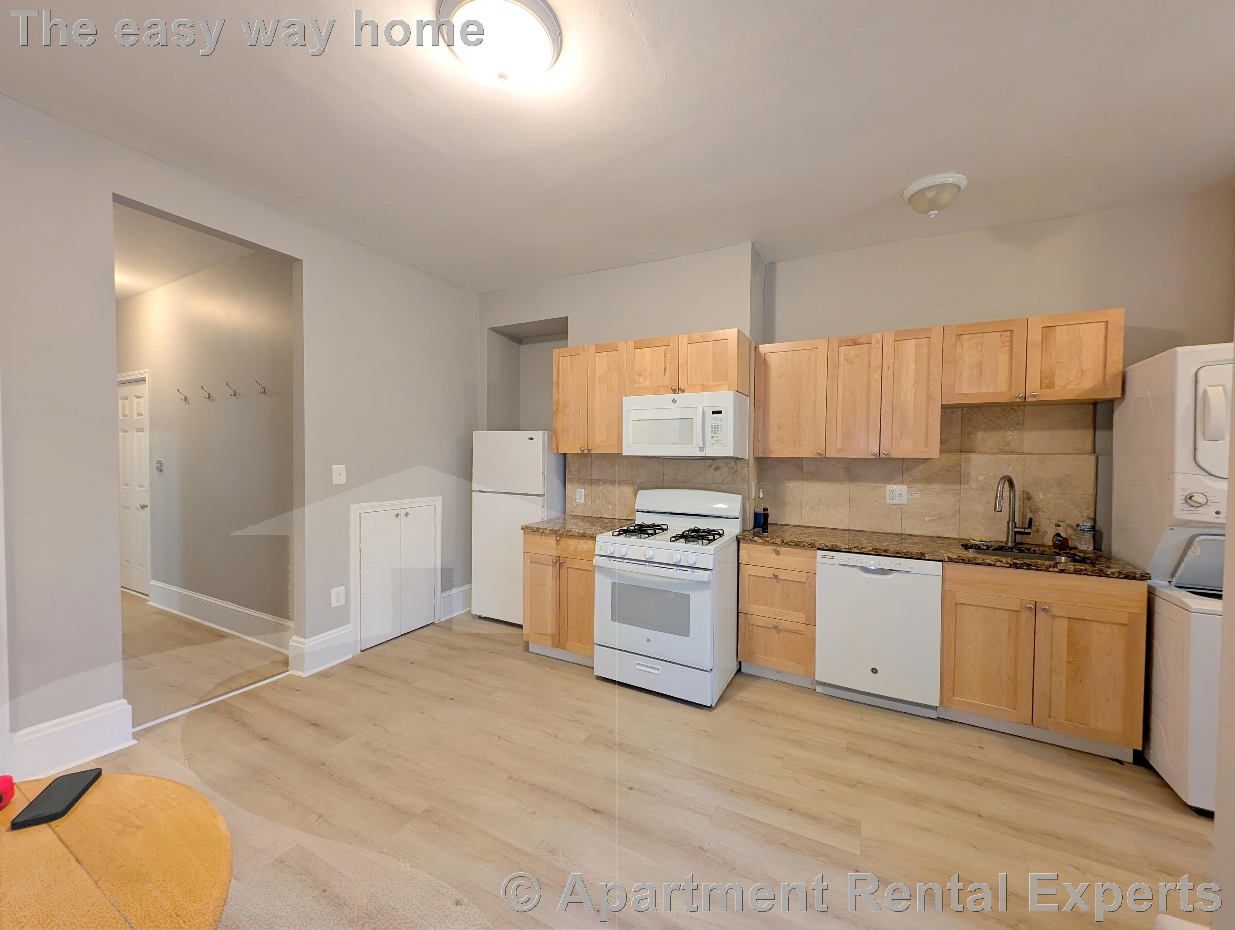 3 bed, 1 bath apartment for rent at 254 Windsor St Unit 1R, Central Square — photo 1 of 16