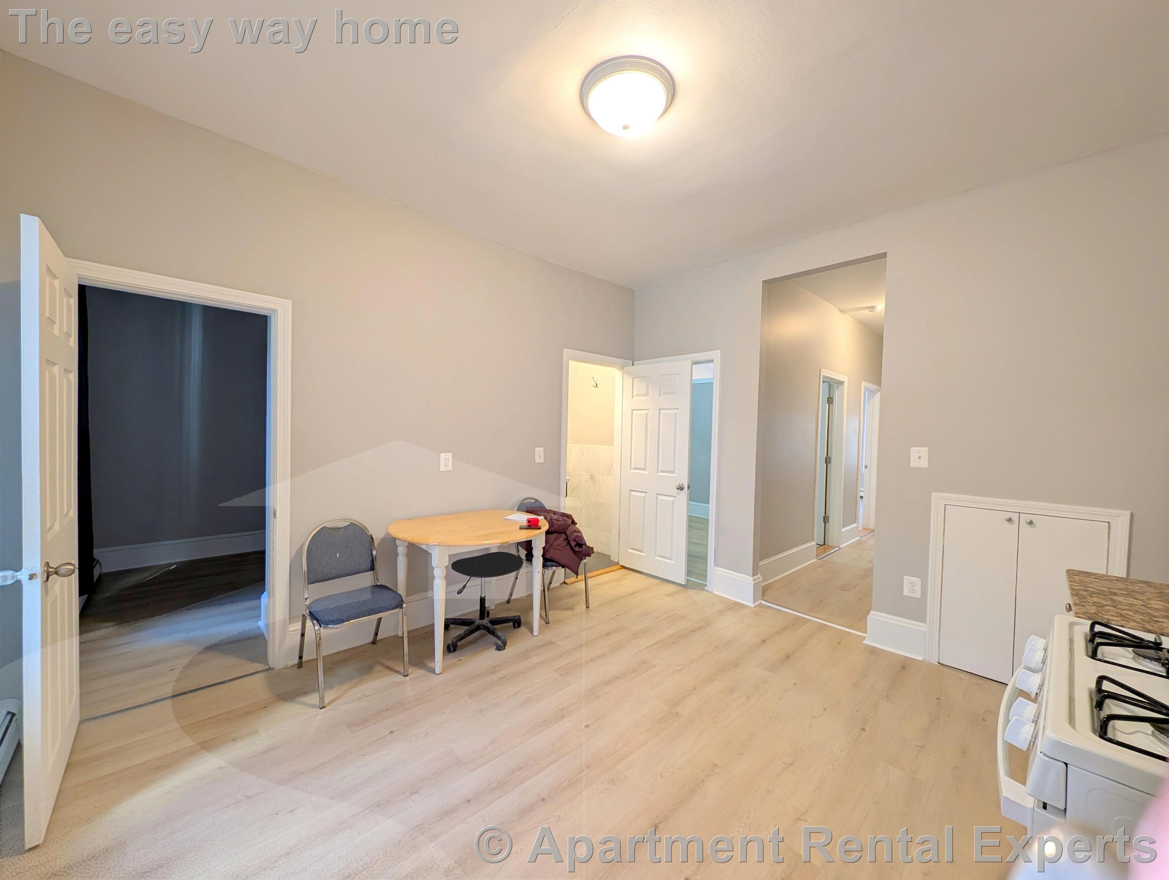 3 bed, 1 bath apartment for rent at 254 Windsor St Unit 1R, Central Square — photo 4 of 16