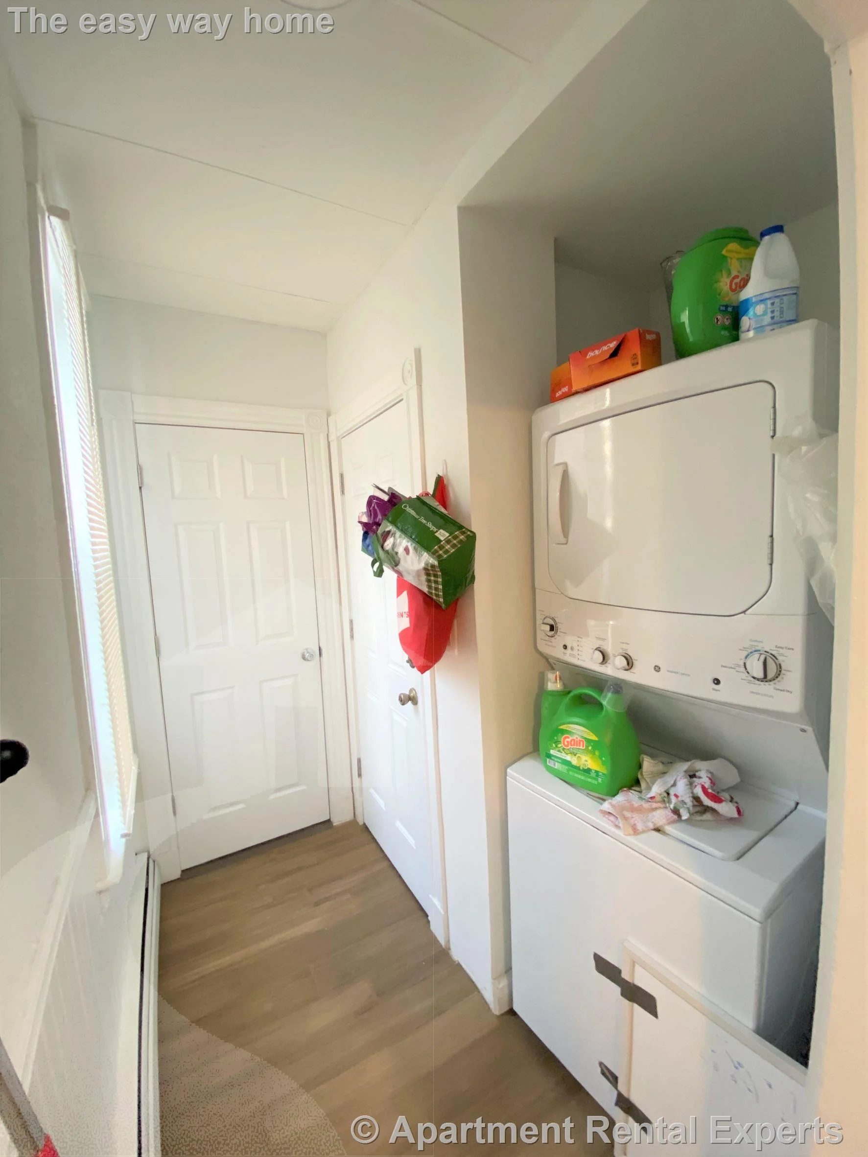 3 bed, 1 bath apartment for rent at 254 Windsor St Unit 2L, Central Square — photo 11 of 13