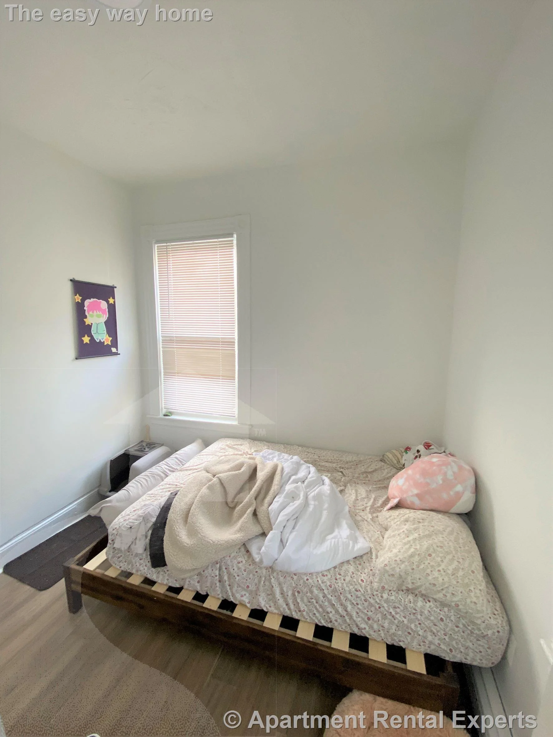 3 bed, 1 bath apartment for rent at 254 Windsor St Unit 2L, Central Square — photo 5 of 13