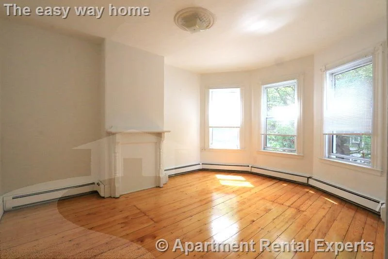 2 bed, 1 bath apartment for rent at 254 Windsor St Unit 2R, Central Square — photo 3 of 12
