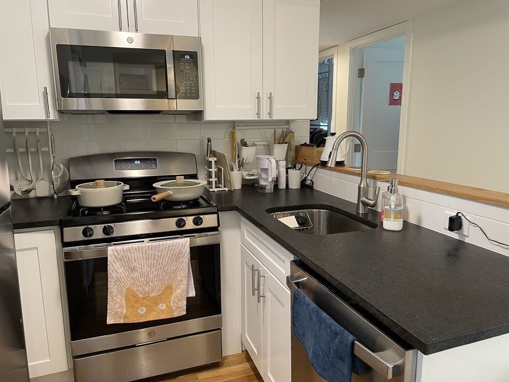 2 bed, 2 bath apartment for rent at 255 Beacon St Unit 4B, Somerville — photo 28 of 32