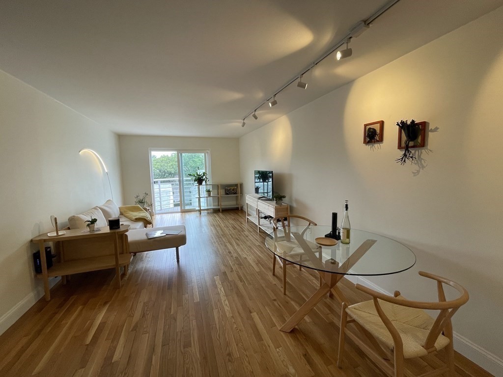2 bed, 2 bath apartment for rent at 255 Beacon St Unit 4B, Somerville — photo 9 of 32