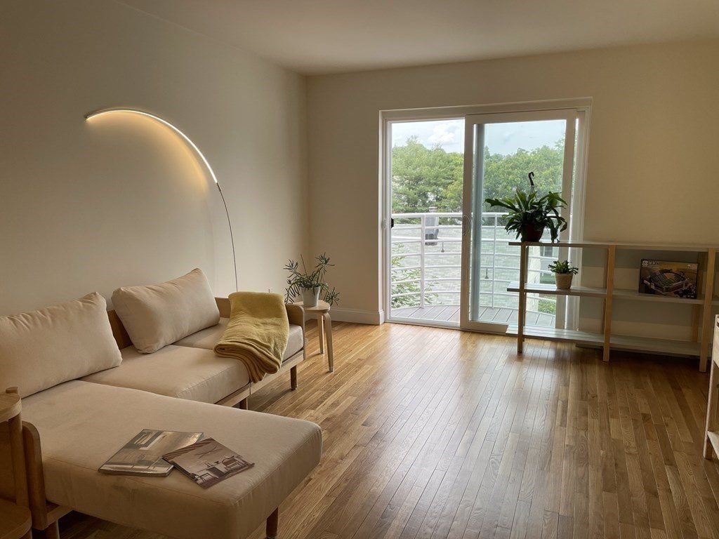 2 bed, 2 bath apartment for rent at 255 Beacon St Unit 4B, Somerville — photo 8 of 32